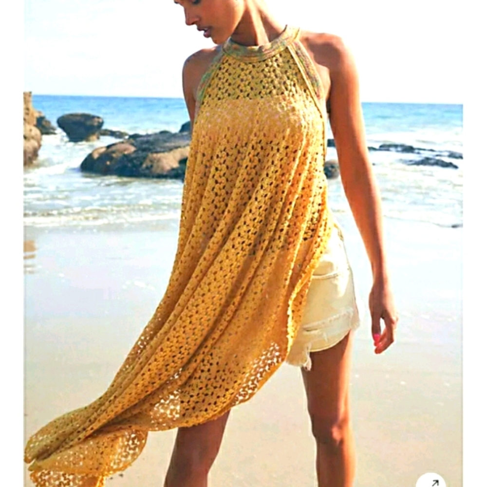 Free people fallen for halter top (HOT PICK) π€π€ - Picture 1 of 8